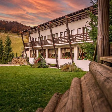Hotel Casa Muntelui Fundata Exteriér fotografie