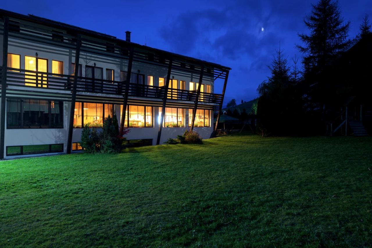 Hotel Casa Muntelui Fundata Exteriér fotografie